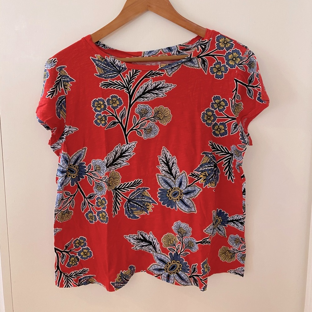 Loft floral t-shirt